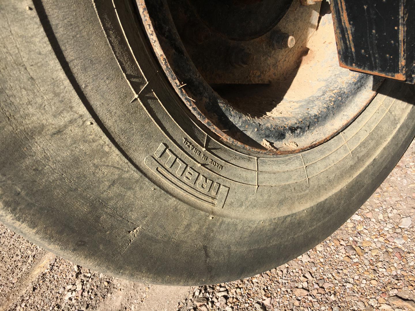 ./imagenes/INVOICE/2019/16939/COMPACTADOR NEUMATICO PARA PARTES DYNAPAC CP271 (4).JPG